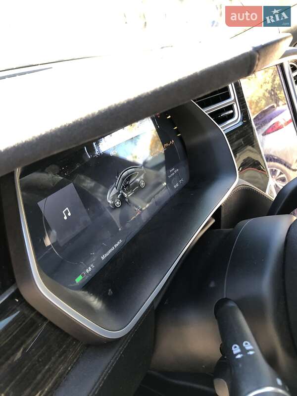 Лифтбек Tesla Model S 2014 в Николаеве