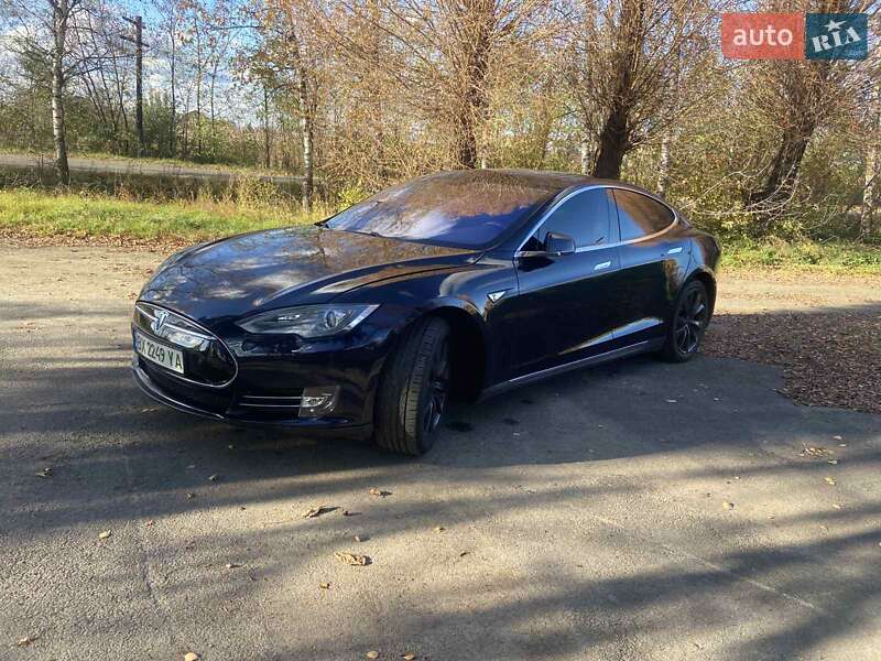 Ліфтбек Tesla Model S 2014 в Хмельницькому