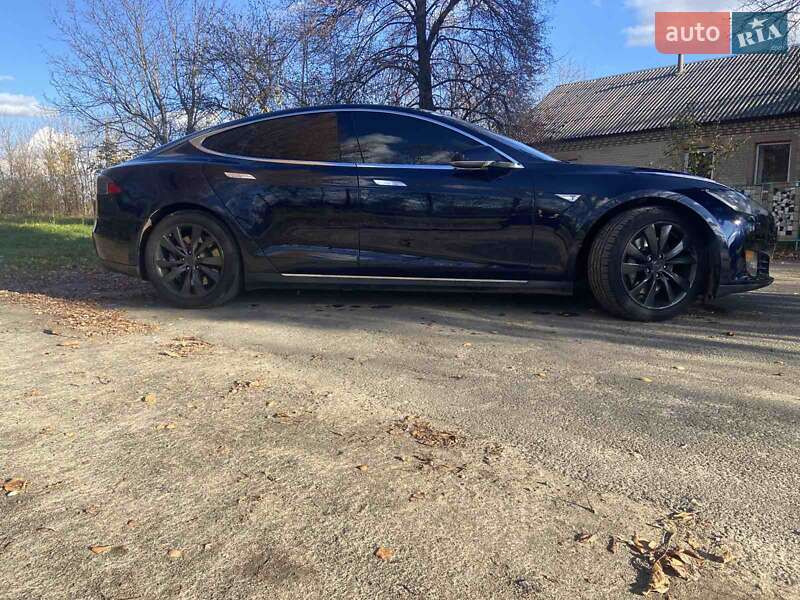 Ліфтбек Tesla Model S 2014 в Хмельницькому
