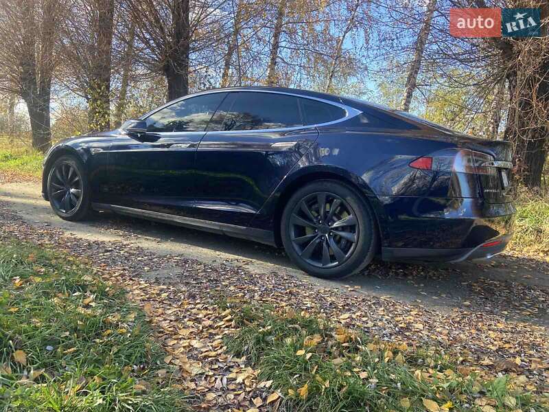 Ліфтбек Tesla Model S 2014 в Хмельницькому
