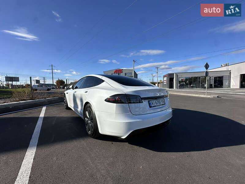 Лифтбек Tesla Model S 2022 в Святопетровское