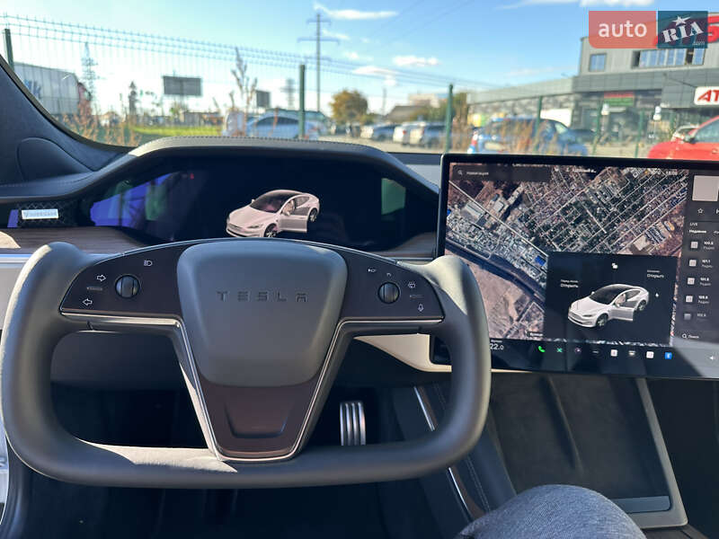 Лифтбек Tesla Model S 2022 в Святопетровское