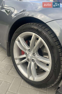 Лифтбек Tesla Model S 2013 в Кременчуге