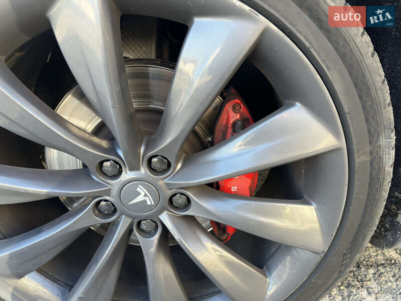 Лифтбек Tesla Model S 2014 в Вышгороде фото 7 Лифтбек Tesla Model S 2014 в Вышгороде