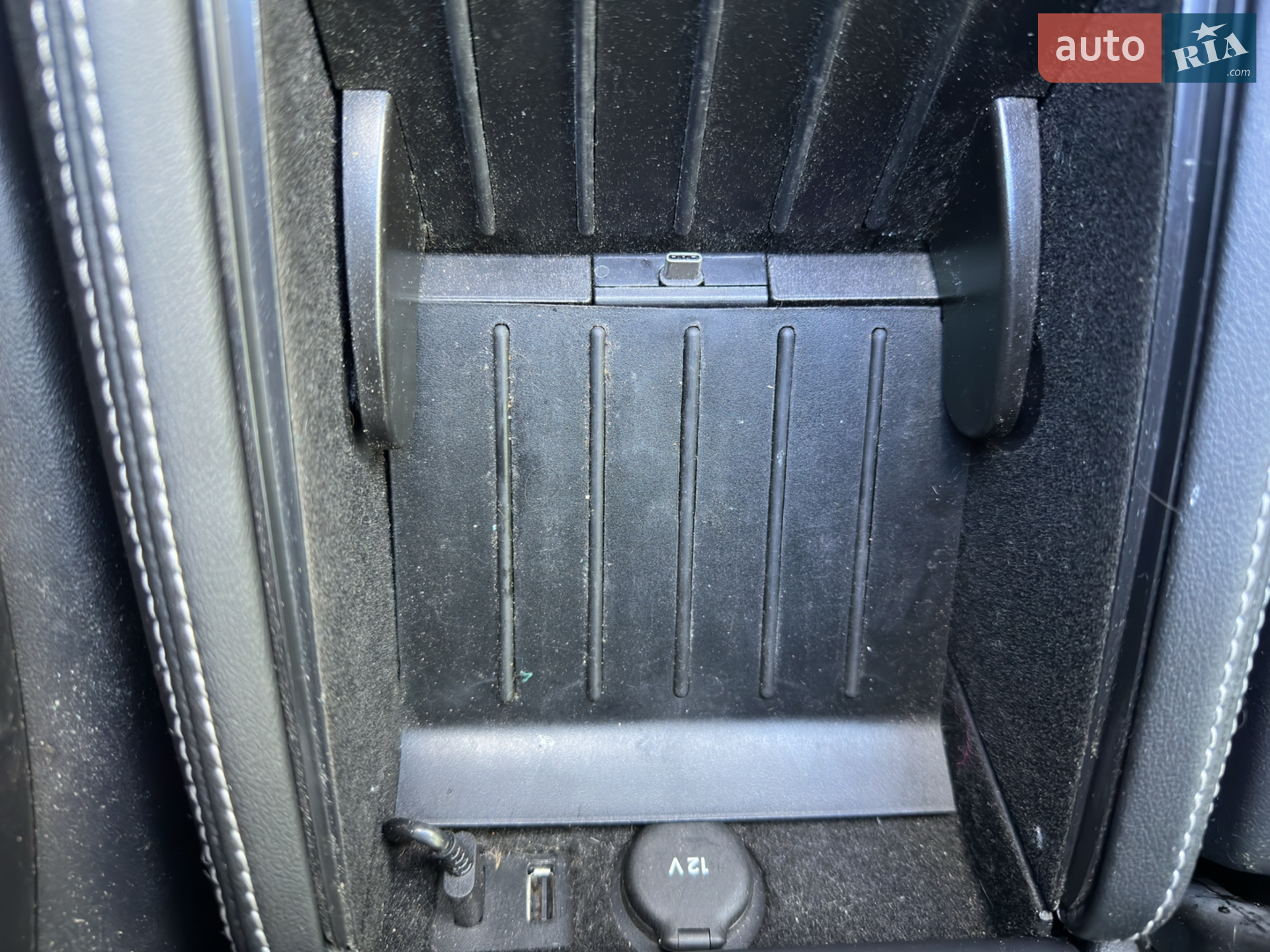 2014 Tesla Model S - мініатюра 19