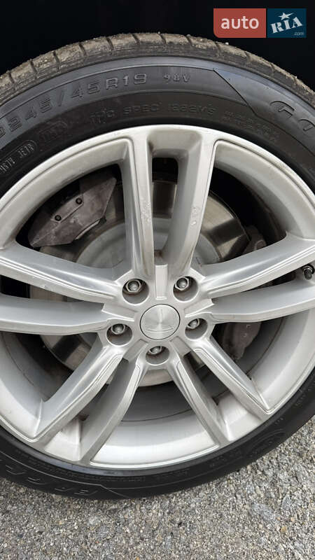 Лифтбек Tesla Model S 2015 в Львове фото 13 Лифтбек Tesla Model S 2015 в Львове