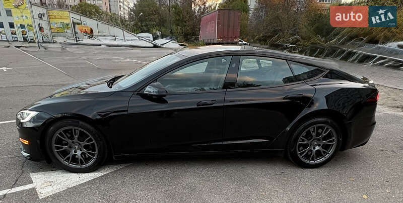 Лифтбек Tesla Model S 2022 в Белой Церкви