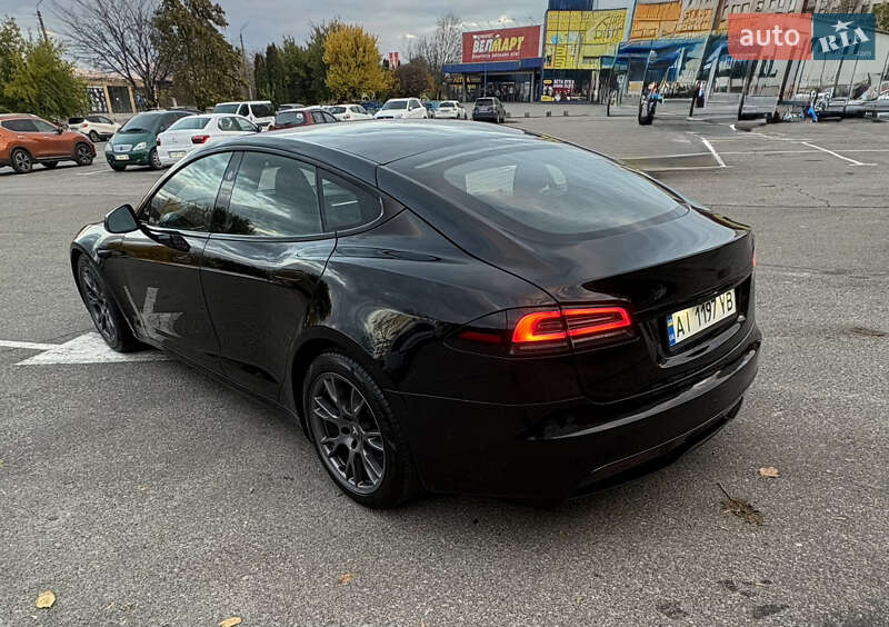 Лифтбек Tesla Model S 2022 в Белой Церкви