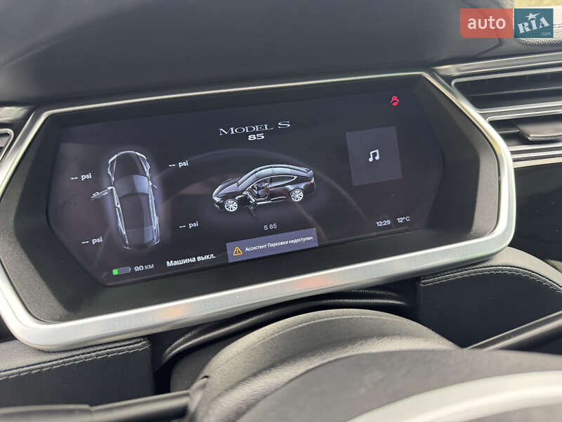 Лифтбек Tesla Model S 2014 в Одессе фото 10 Лифтбек Tesla Model S 2014 в Одессе