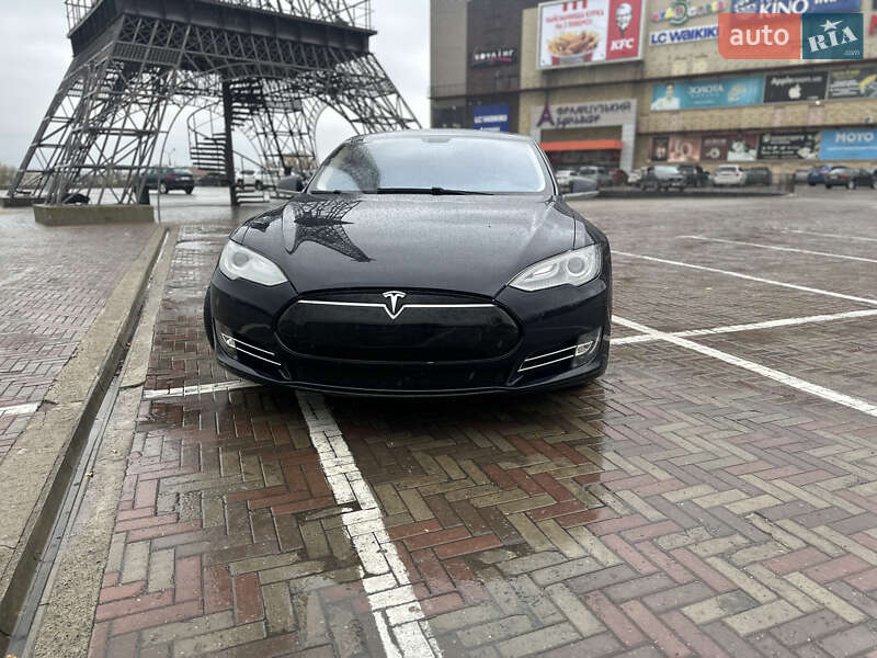 Лифтбек Tesla Model S 2013 в Харькове