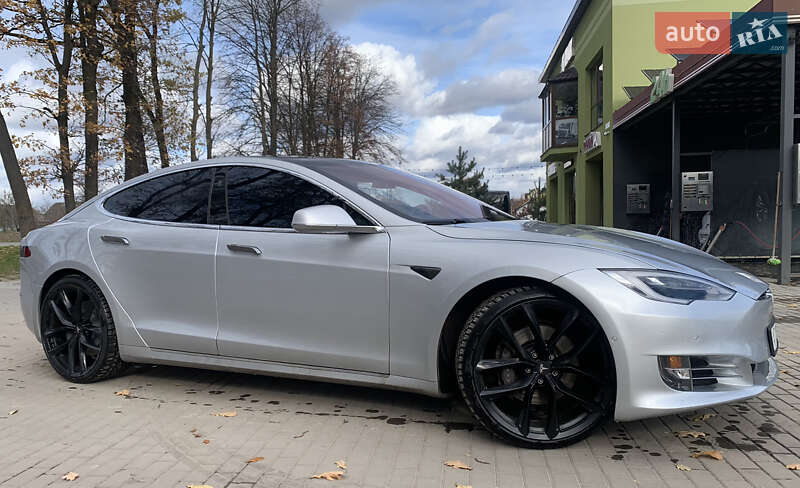 Лифтбек Tesla Model S 2018 в Ивано-Франковске фото 7 Лифтбек Tesla Model S 2018 в Ивано-Франковске