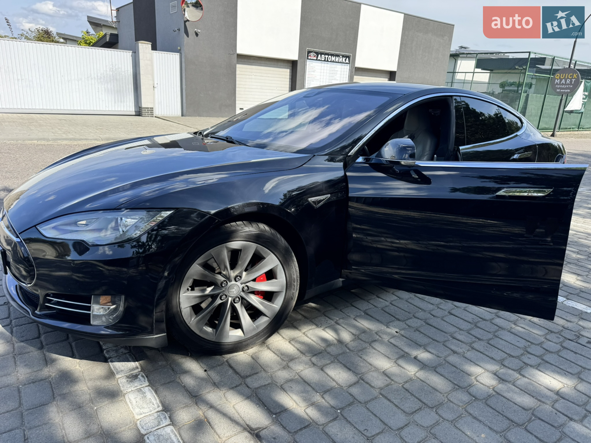 2015 Tesla Model S - мініатюра 11