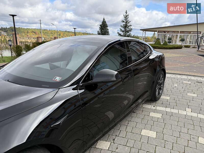 Ліфтбек Tesla Model S 2024 в Дрогобичі фото 26 Ліфтбек Tesla Model S 2024 в Дрогобичі