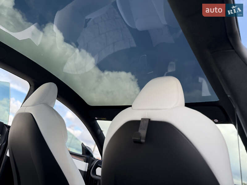 Ліфтбек Tesla Model S 2024 в Дрогобичі фото 99 Ліфтбек Tesla Model S 2024 в Дрогобичі