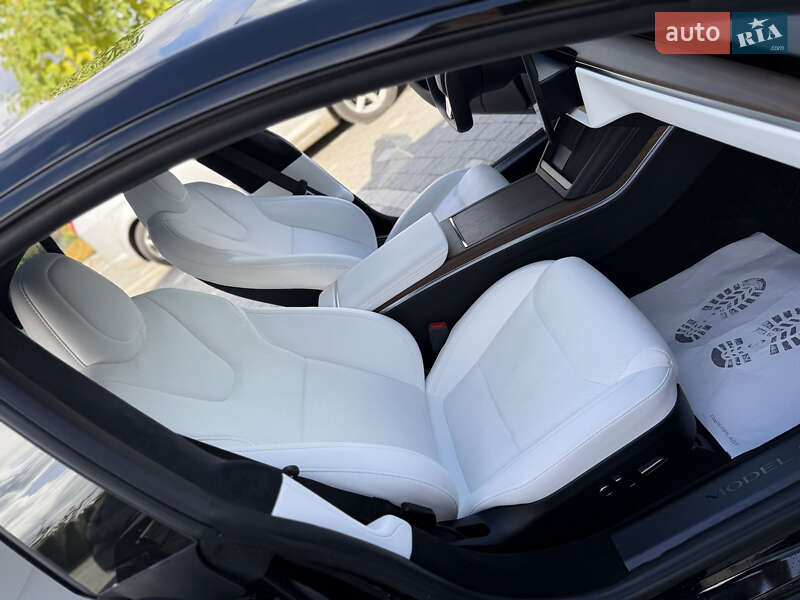 Ліфтбек Tesla Model S 2024 в Дрогобичі фото 106 Ліфтбек Tesla Model S 2024 в Дрогобичі