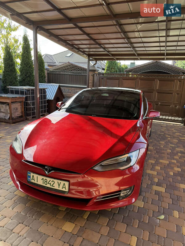 Ліфтбек Tesla Model S 2016 в Білій Церкві