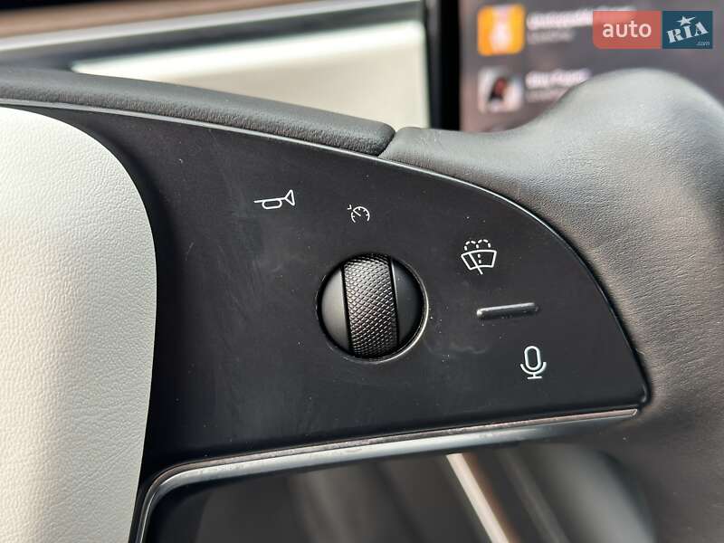 Лифтбек Tesla Model S 2022 в Киеве фото 30 Лифтбек Tesla Model S 2022 в Киеве