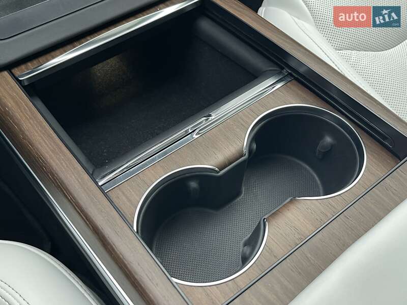 Лифтбек Tesla Model S 2022 в Киеве фото 46 Лифтбек Tesla Model S 2022 в Киеве
