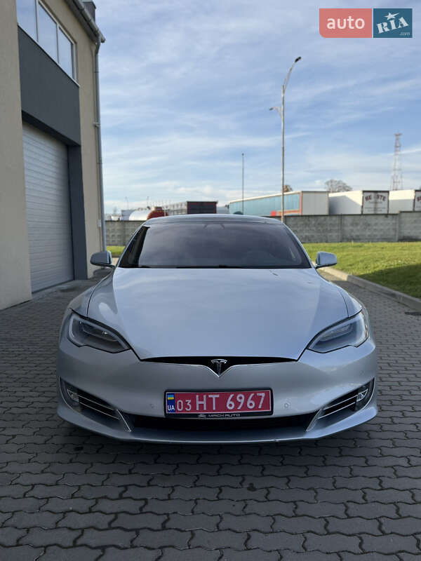 Ліфтбек Tesla Model S 2017 в Радехові фото 2 Ліфтбек Tesla Model S 2017 в Радехові