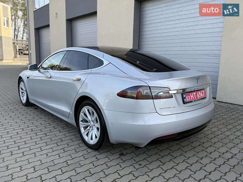 Ліфтбек Tesla Model S 2017 в Радехові фото 3 Ліфтбек Tesla Model S 2017 в Радехові