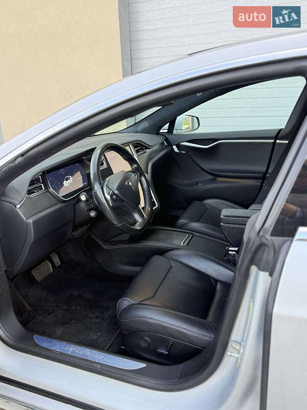 Ліфтбек Tesla Model S 2017 в Радехові фото 9 Ліфтбек Tesla Model S 2017 в Радехові