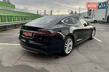 Ліфтбек Tesla Model S 2015 в Києві
