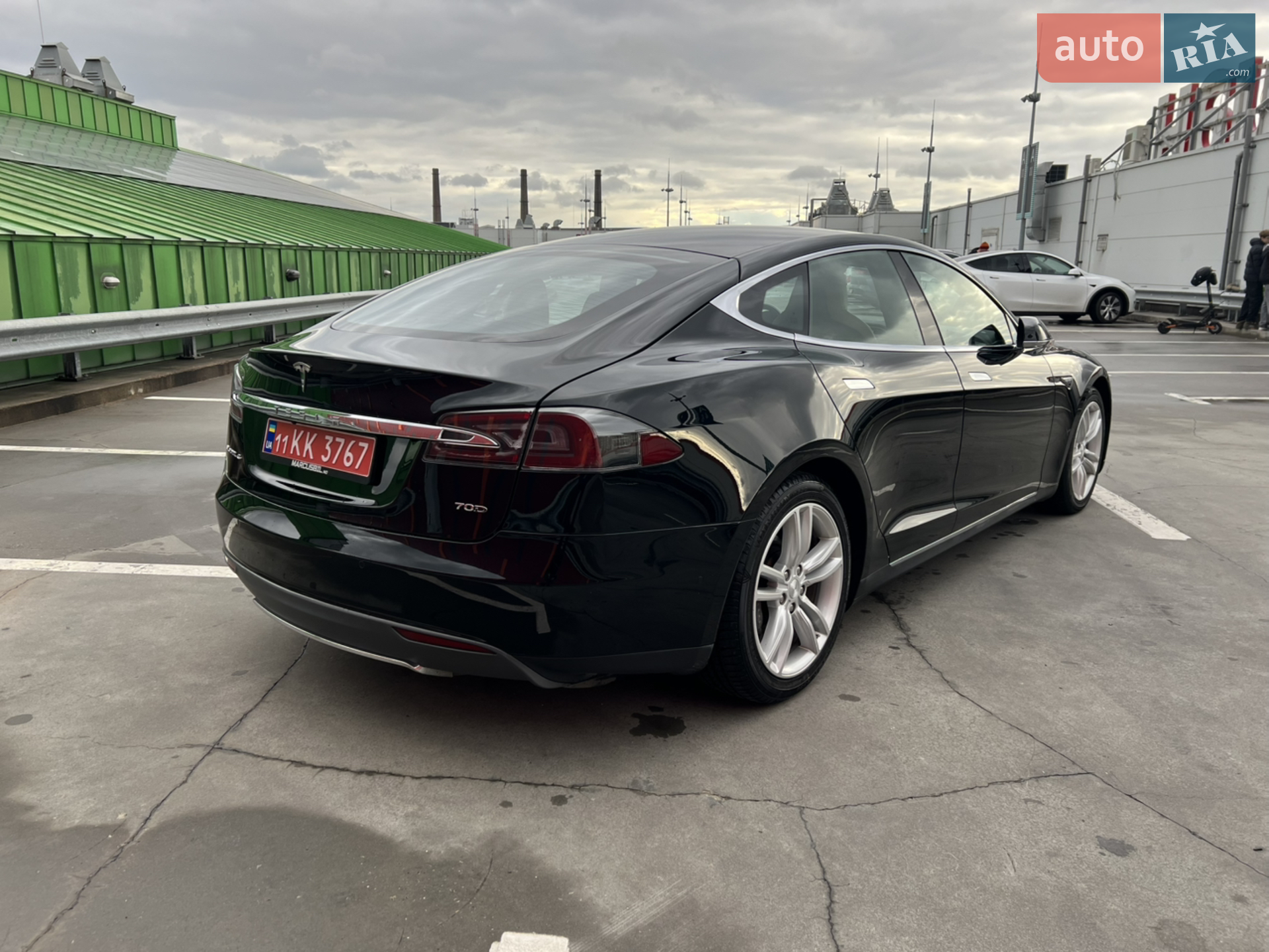 2015 Tesla Model S - мініатюра 9