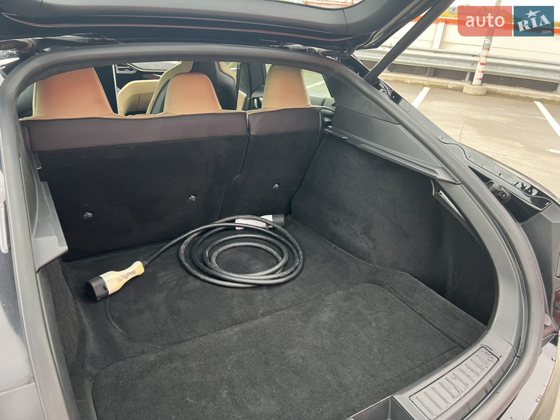 2015 Tesla Model S - мініатюра 13