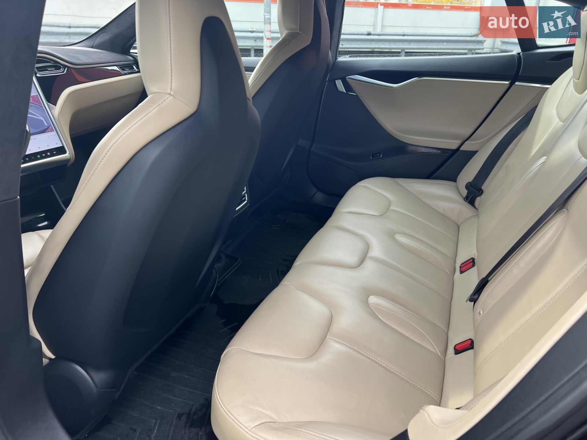 2015 Tesla Model S - мініатюра 38