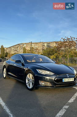 Лифтбек Tesla Model S 2013 в Одессе