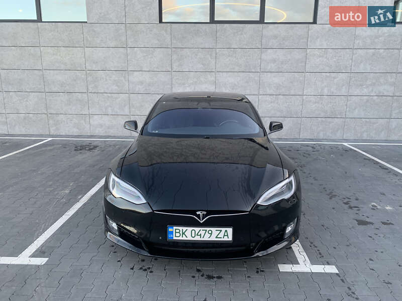Ліфтбек Tesla Model S 2017 в Сарнах фото 3 Ліфтбек Tesla Model S 2017 в Сарнах