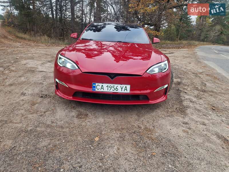 Ліфтбек Tesla Model S 2022 в Черкасах