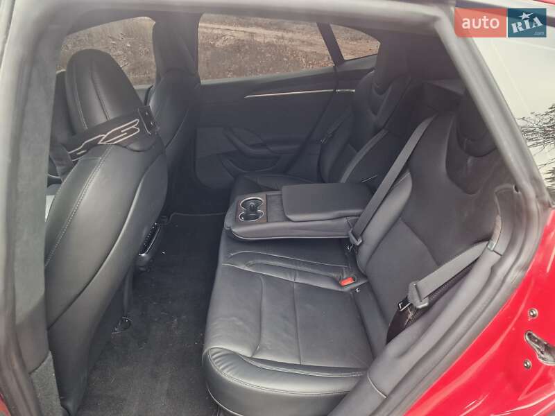 Ліфтбек Tesla Model S 2022 в Черкасах