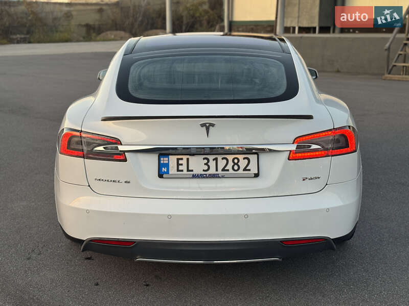 Лифтбек Tesla Model S 2014 в Виннице фото 4 Лифтбек Tesla Model S 2014 в Виннице
