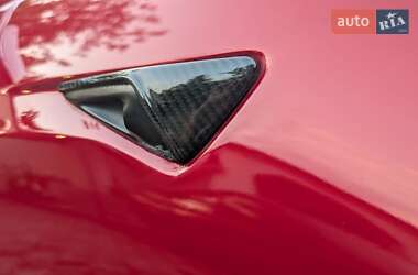 Лифтбек Tesla Model S 2019 в Киеве