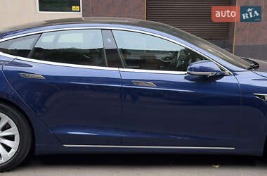 Лифтбек Tesla Model S 2018 в Хмельницком