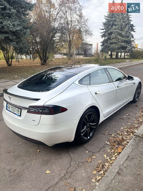 Ліфтбек Tesla Model S 2017 в Житомирі фото 5 Ліфтбек Tesla Model S 2017 в Житомирі
