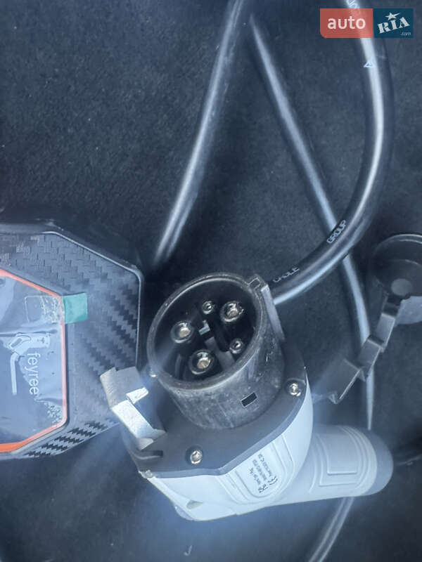 Лифтбек Tesla Model S 2018 в Коломые