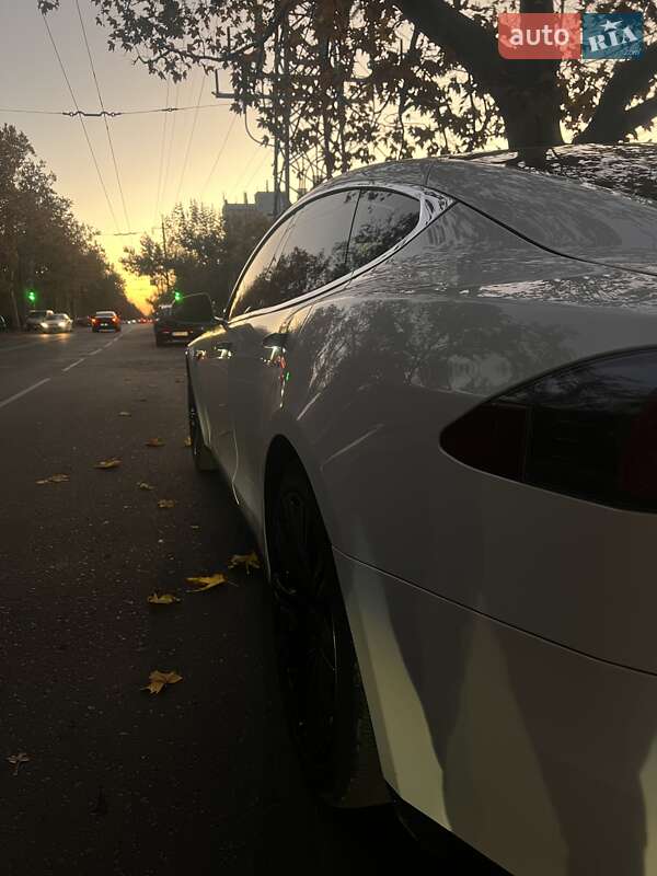 Ліфтбек Tesla Model S 2013 в Одесі фото 5 Ліфтбек Tesla Model S 2013 в Одесі