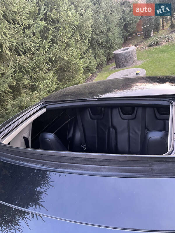Ліфтбек Tesla Model S 2014 в Чернівцях