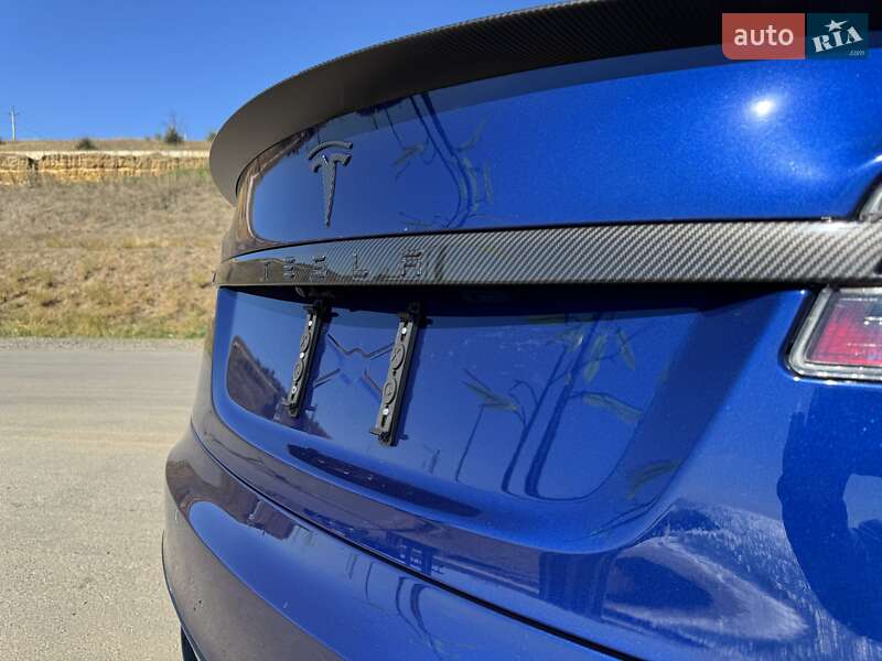 Лифтбек Tesla Model S 2021 в Одессе