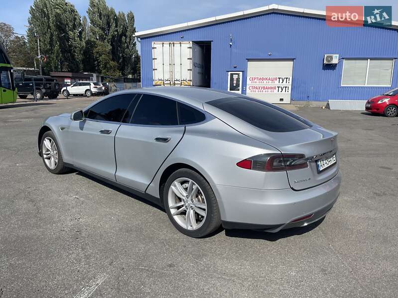Ліфтбек Tesla Model S 2013 в Києві фото 9 Ліфтбек Tesla Model S 2013 в Києві