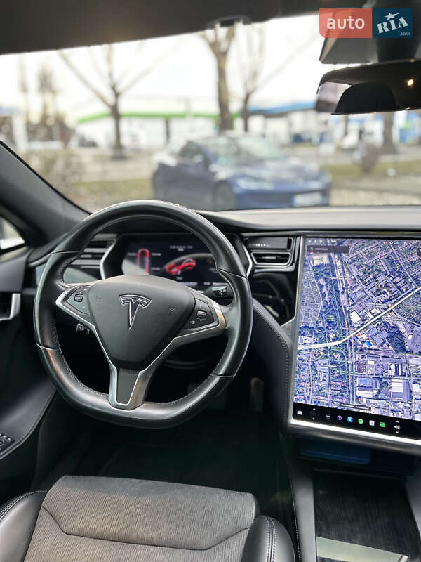 Ліфтбек Tesla Model S 2017 в Тернополі фото 13 Ліфтбек Tesla Model S 2017 в Тернополі