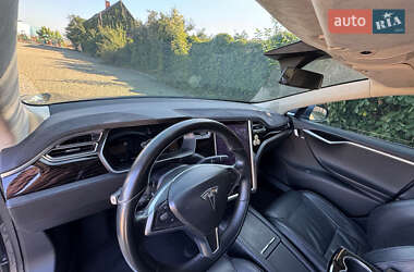 Лифтбек Tesla Model S 2017 в Одессе