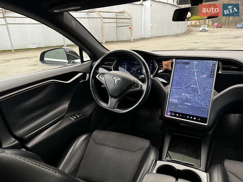 Ліфтбек Tesla Model S 2018 в Львові фото 28 Ліфтбек Tesla Model S 2018 в Львові