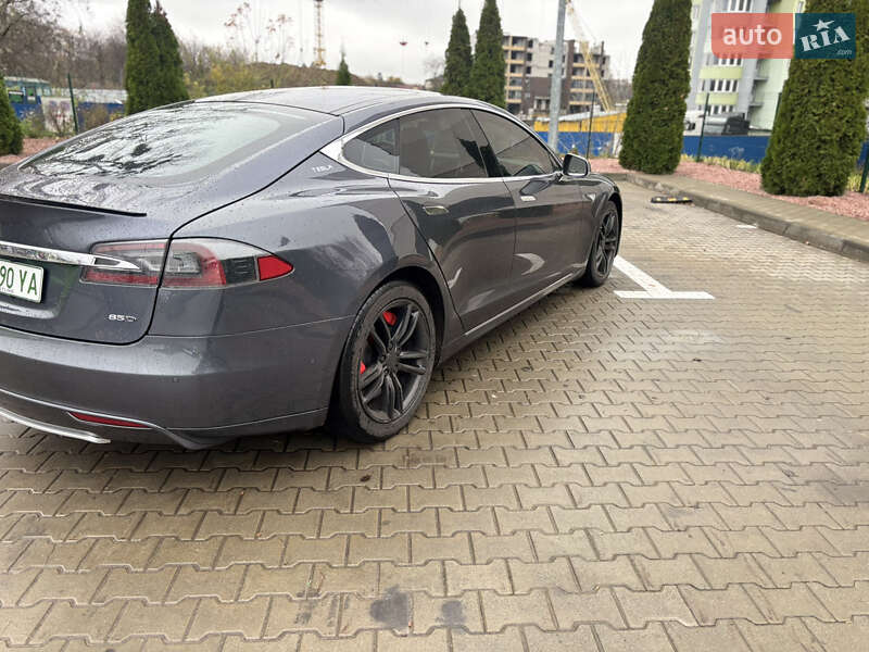 Ліфтбек Tesla Model S 2015 в Житомирі фото 5 Ліфтбек Tesla Model S 2015 в Житомирі