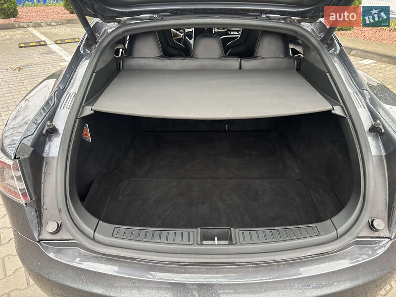 Ліфтбек Tesla Model S 2015 в Житомирі фото 11 Ліфтбек Tesla Model S 2015 в Житомирі