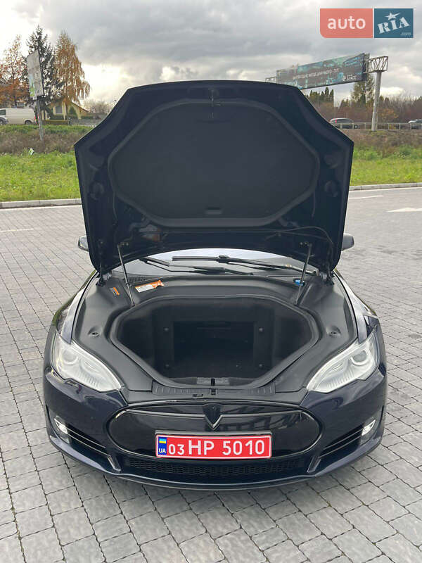 Лифтбек Tesla Model S 2013 в Львове фото 14 Лифтбек Tesla Model S 2013 в Львове
