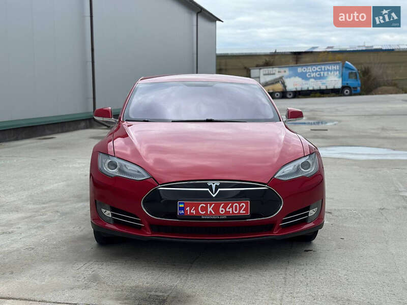 Ліфтбек Tesla Model S 2014 в Вінниці фото 3 Ліфтбек Tesla Model S 2014 в Вінниці
