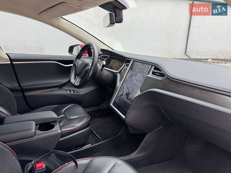 Ліфтбек Tesla Model S 2014 в Вінниці фото 10 Ліфтбек Tesla Model S 2014 в Вінниці